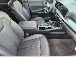 2026 Kia Sorento S - Photo 16