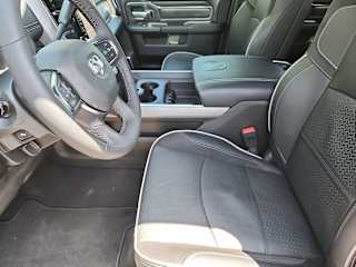 2026 RAM 2500 Laramie - Photo 16