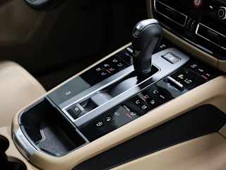 2026 Porsche Macan Base - Photo 36