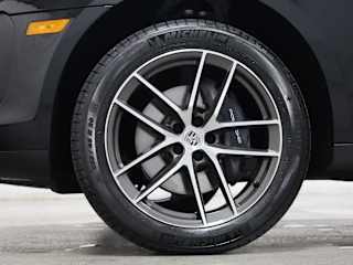 2026 Porsche Macan Base - Photo 6