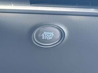 2025 Hyundai Elantra SEL - Photo 29