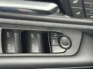 2026 GMC Sierra EV Elevation - Photo 29