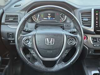2016 Honda Pilot EX-L - Photo 19