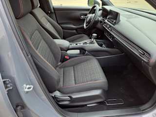2025 Honda HR-V Sport - Photo 17