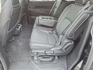 2025 Honda Odyssey Touring - Photo 33