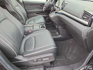 2025 Honda Odyssey Touring - Photo 36