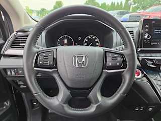 2025 Honda Odyssey Touring - Photo 19