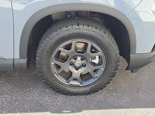 2025 Honda Pilot TrailSport - Photo 14
