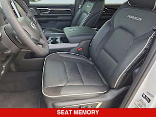 2026 RAM 1500 Laramie - Photo 17