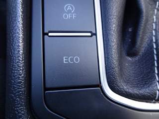 3VW7M7BU4RM078221