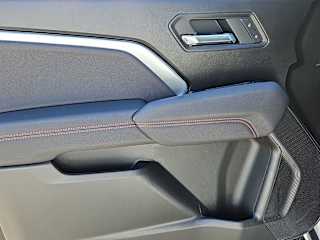 2026 Chevrolet Colorado Z71 - Photo 22
