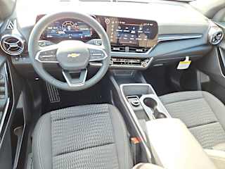2027 Chevrolet Equinox LT - Photo 8
