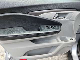 2020 Honda Pilot EX - Photo 22
