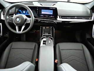 2026 BMW X1 28i - Photo 8
