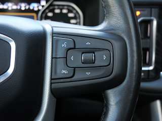 Used 2021 GMC Yukon Denali with VIN 1GKS2DKT6MR333004 for sale in Coon Rapids, Minnesota