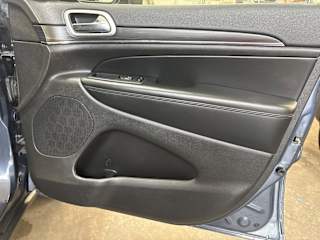Used 2021 Jeep Grand Cherokee Limited with VIN 1C4RJFBGXMC586454 for sale in Coon Rapids, Minnesota