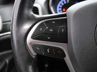 Used 2021 Jeep Grand Cherokee Limited with VIN 1C4RJFBGXMC586454 for sale in Coon Rapids, Minnesota