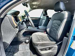 2025 Volkswagen Atlas SE - Photo 17