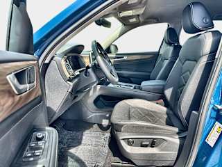 2025 Volkswagen Atlas SE - Photo 16