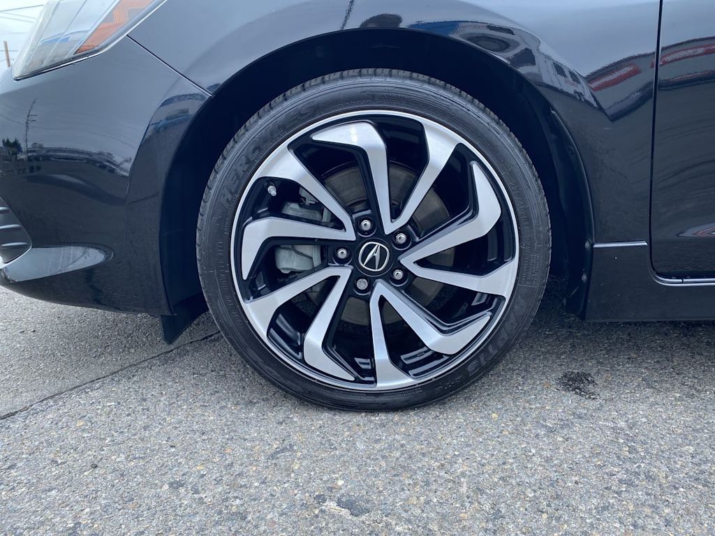 Thumbnail: 2018 Acura ILX - 7