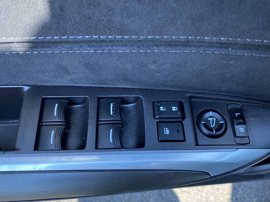 Thumbnail: 2019 Acura TLX - 21