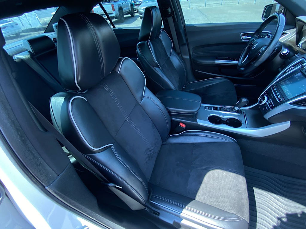 Thumbnail: 2019 Acura TLX - 8