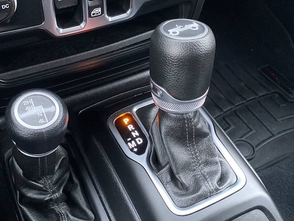 Thumbnail: 2019 Jeep Wrangler - 13