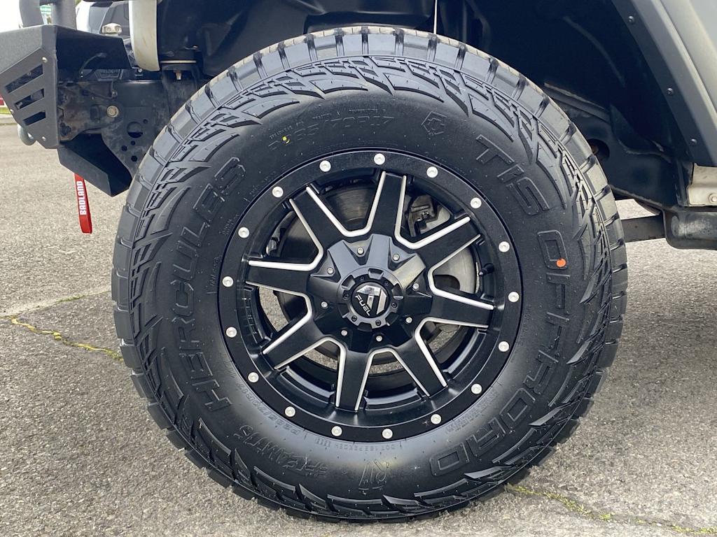 Thumbnail: 2019 Jeep Wrangler - 7