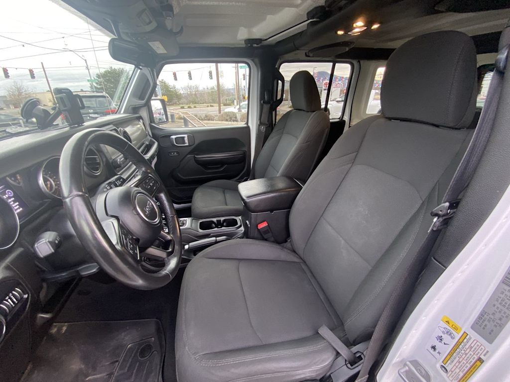 Thumbnail: 2019 Jeep Wrangler - 9