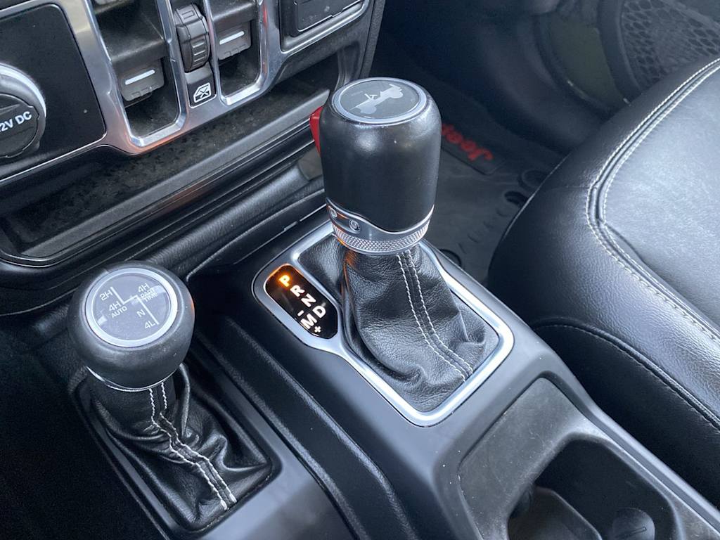 Thumbnail: 2022 Jeep Wrangler - 12