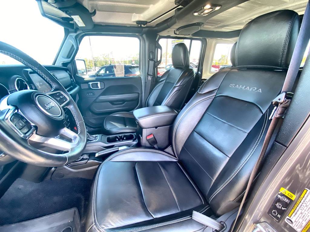 Thumbnail: 2023 Jeep Wrangler - 9