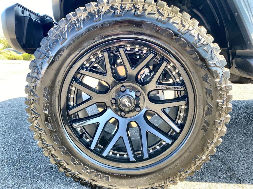 Thumbnail: 2023 Jeep Wrangler - 7