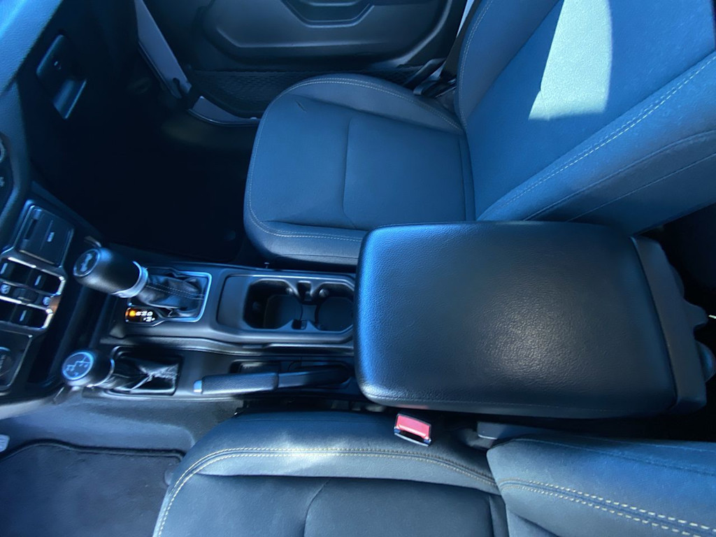 Thumbnail: 2024 Jeep Wrangler - 24