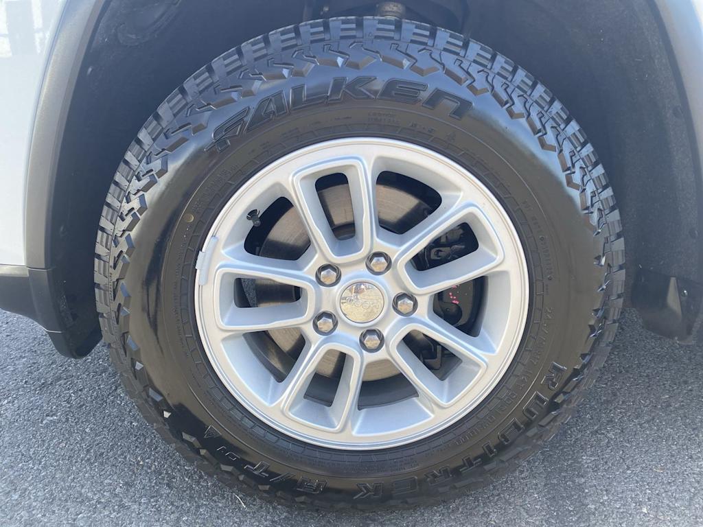 Thumbnail: 2019 Jeep Grand Cherokee - 5