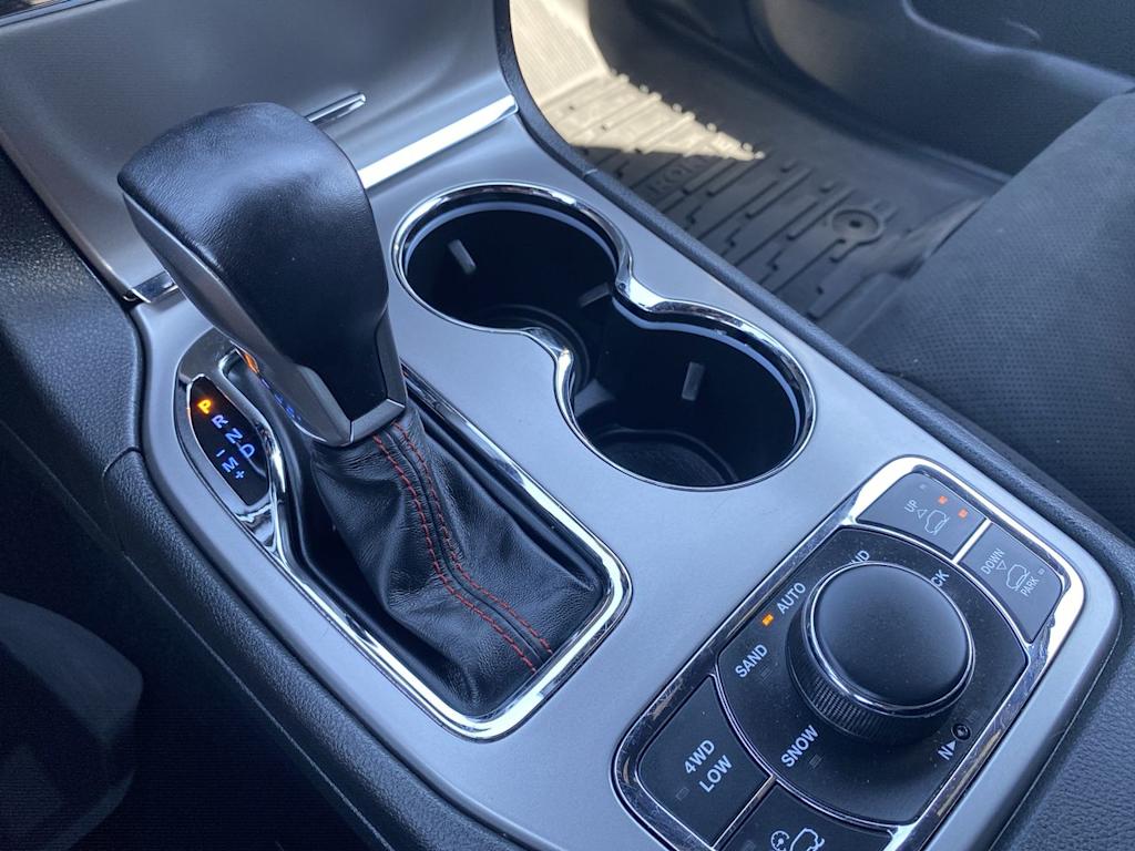 Thumbnail: 2021 Jeep Grand Cherokee - 13