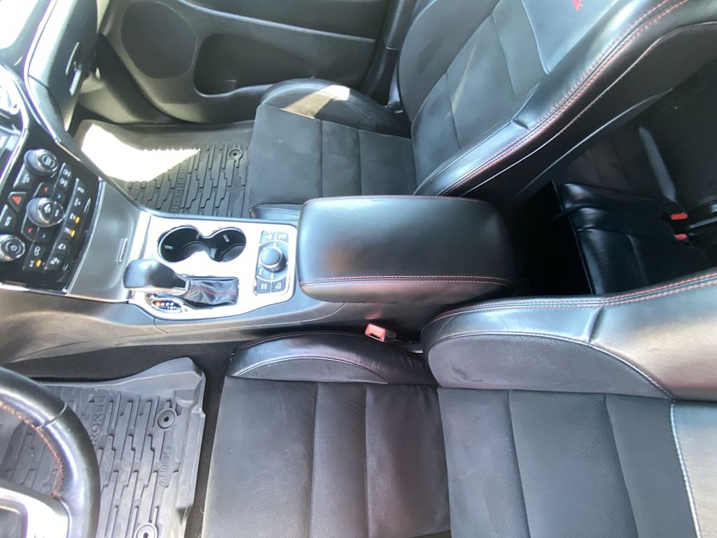 Thumbnail: 2021 Jeep Grand Cherokee - 10