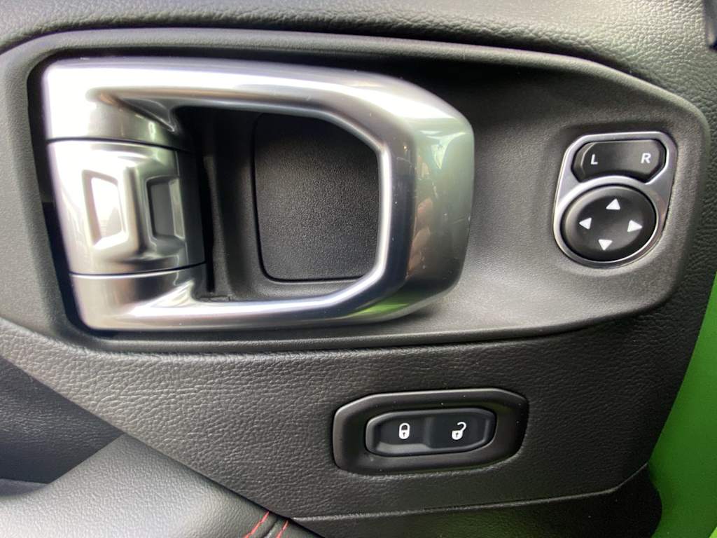 Thumbnail: 2025 Jeep Wrangler - 21