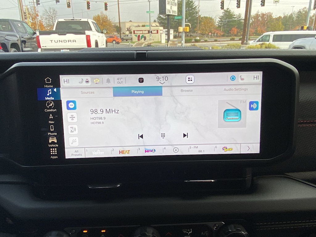 Thumbnail: 2025 Jeep Wrangler - 10