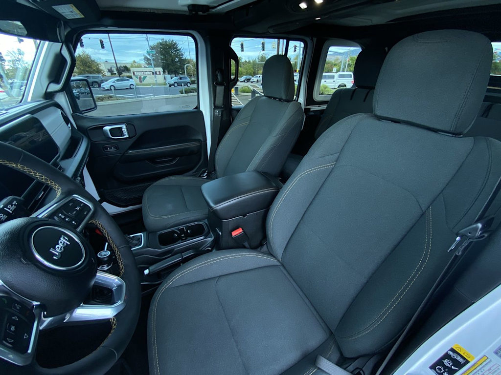 Thumbnail: 2024 Jeep Wrangler - 9