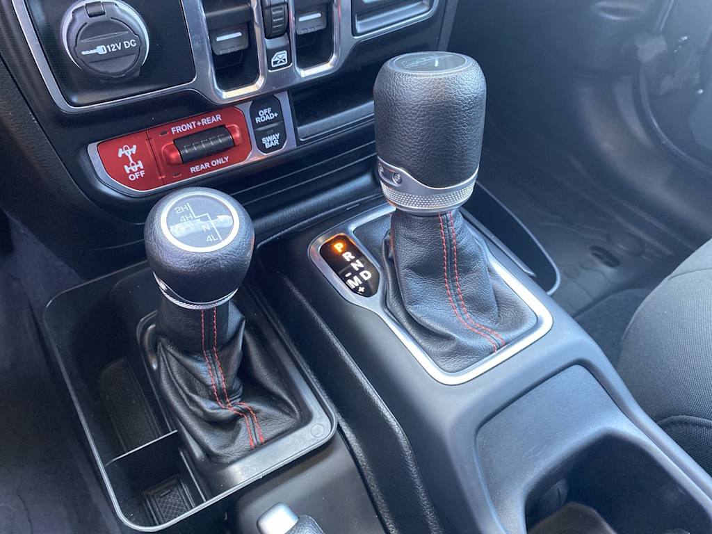 Thumbnail: 2020 Jeep Gladiator - 12