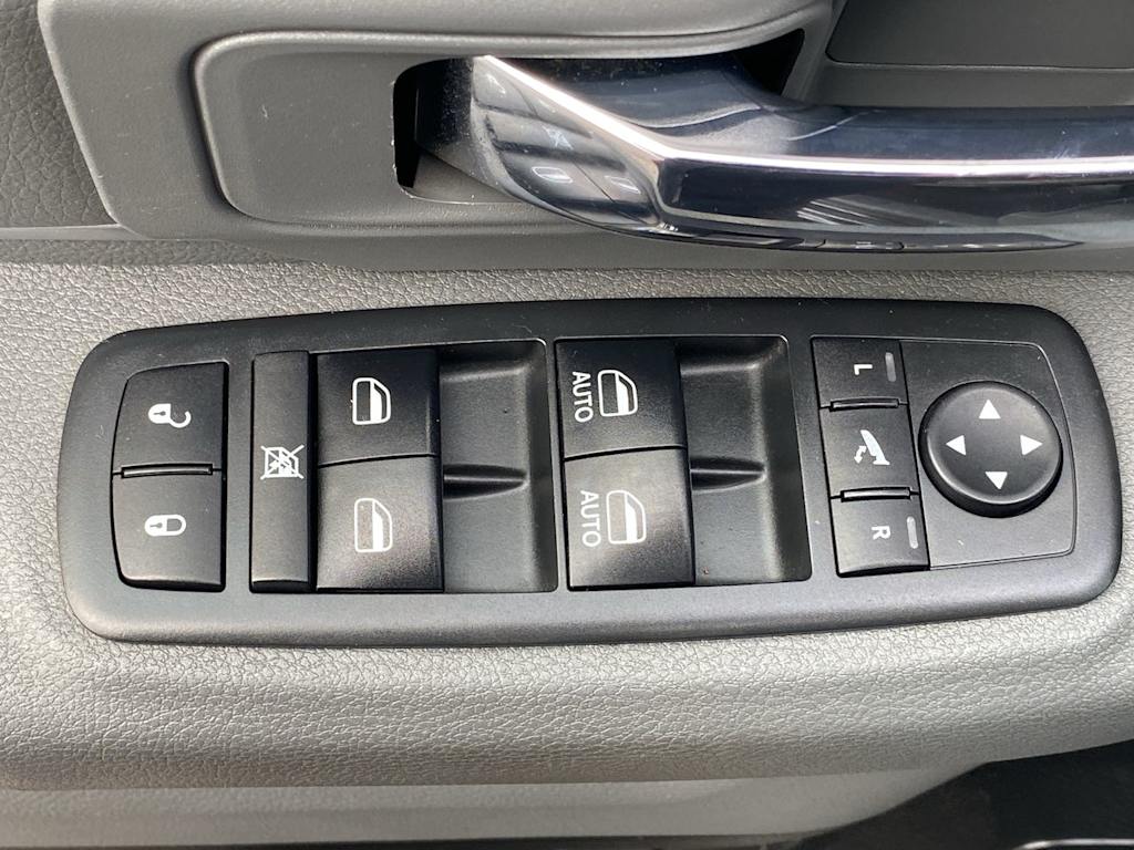 Thumbnail: 2017 RAM 1500 - 21