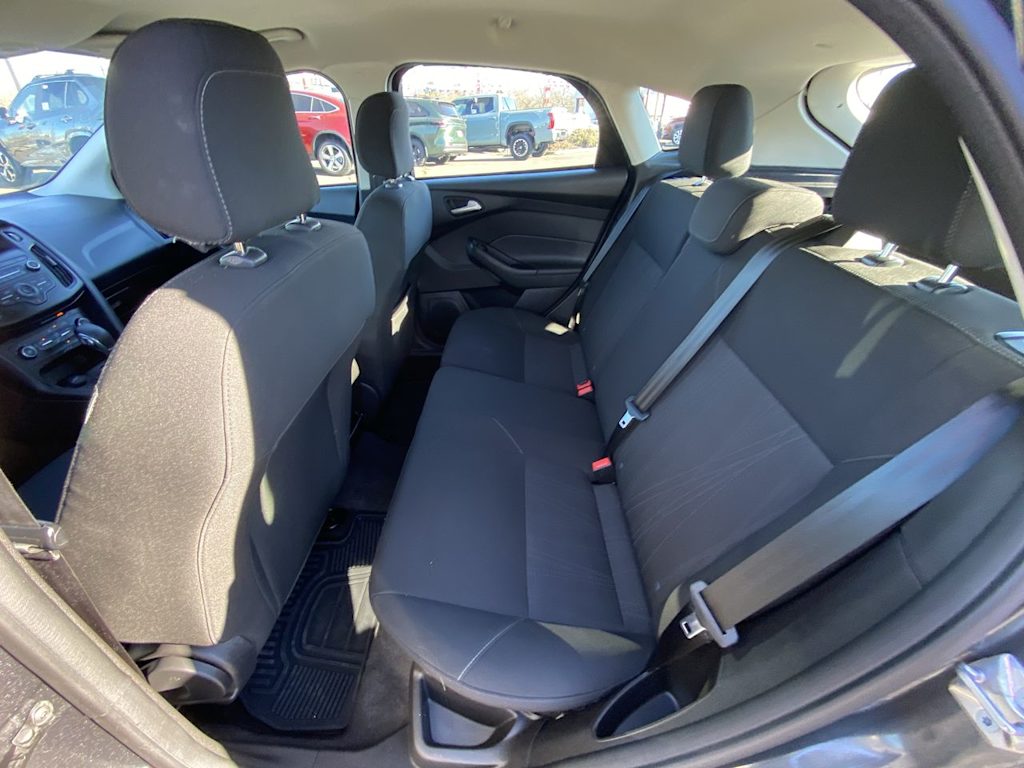 Thumbnail: 2018 Ford Focus - 9