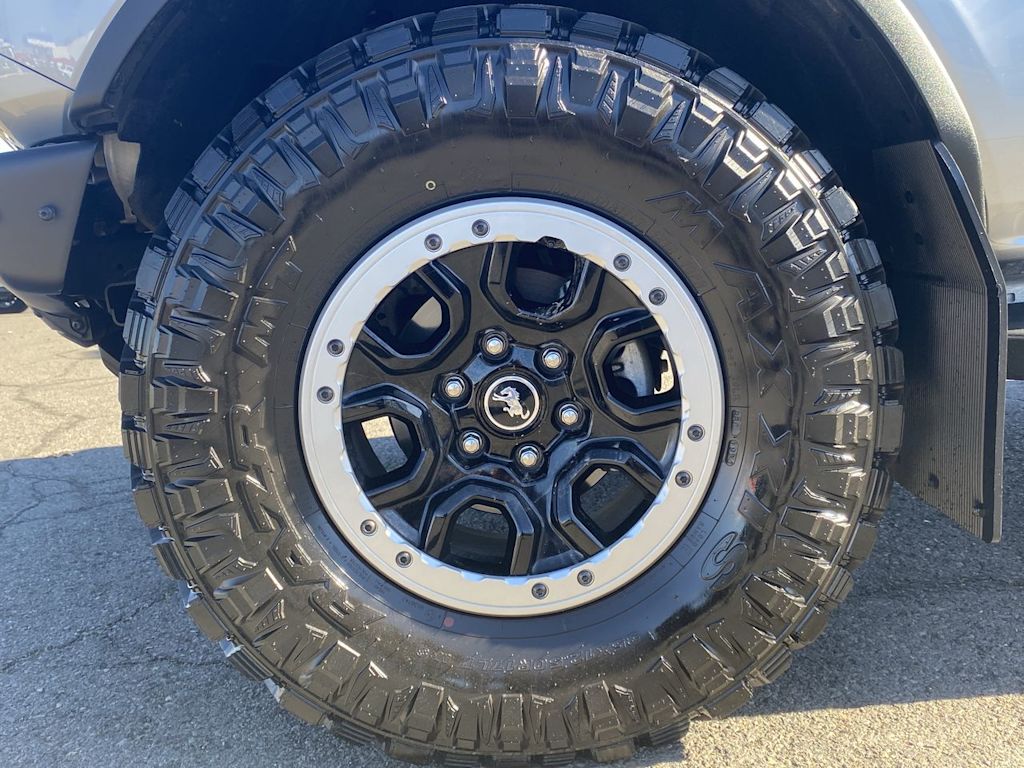 Thumbnail: 2021 Ford Bronco - 5