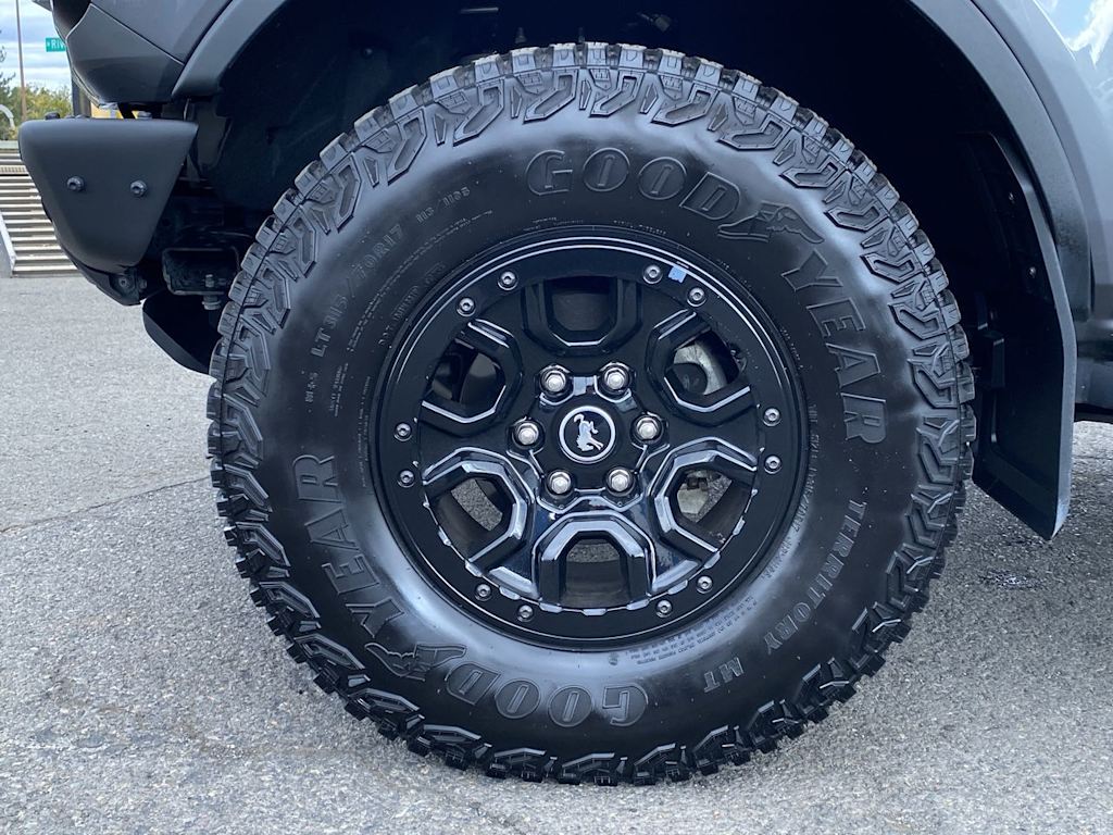 Thumbnail: 2023 Ford Bronco - 5