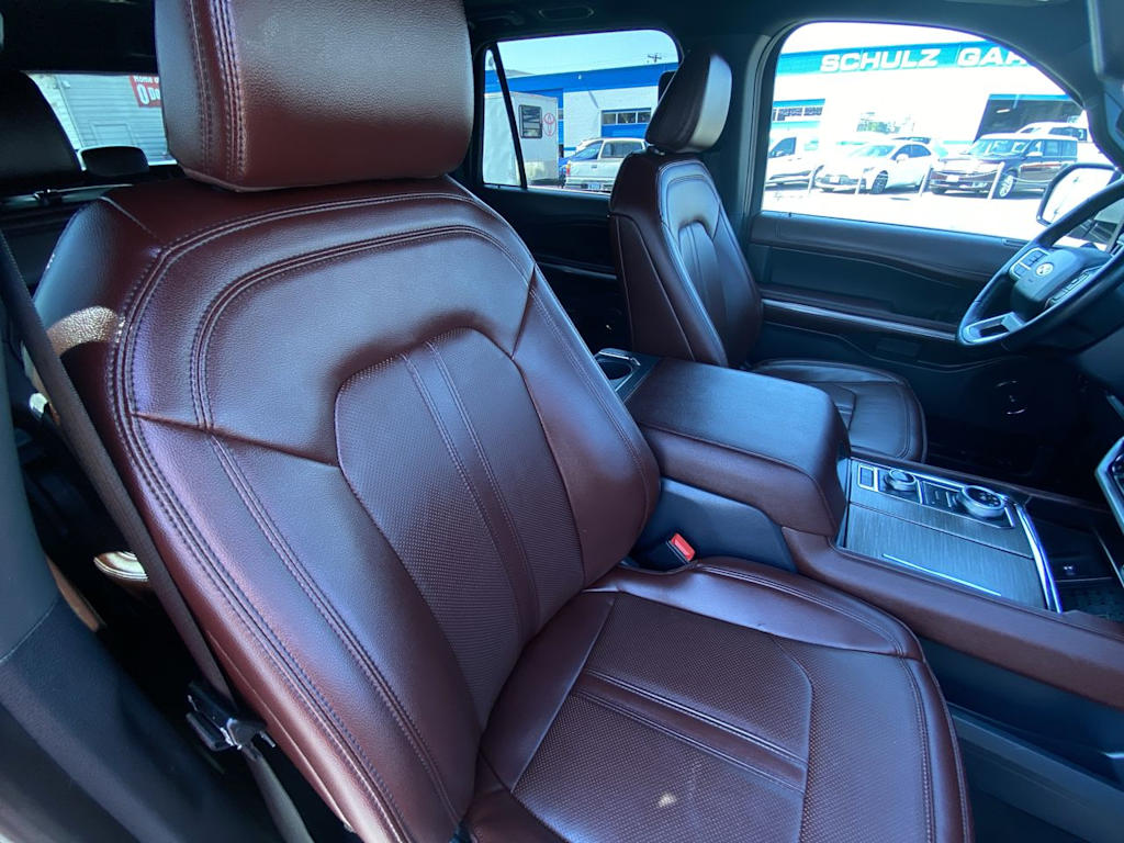 Thumbnail: 2023 Ford Expedition - 10