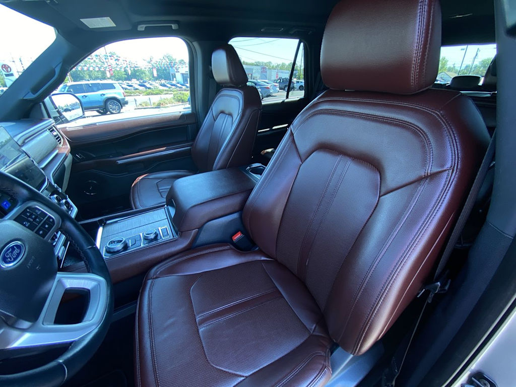 Thumbnail: 2023 Ford Expedition - 9