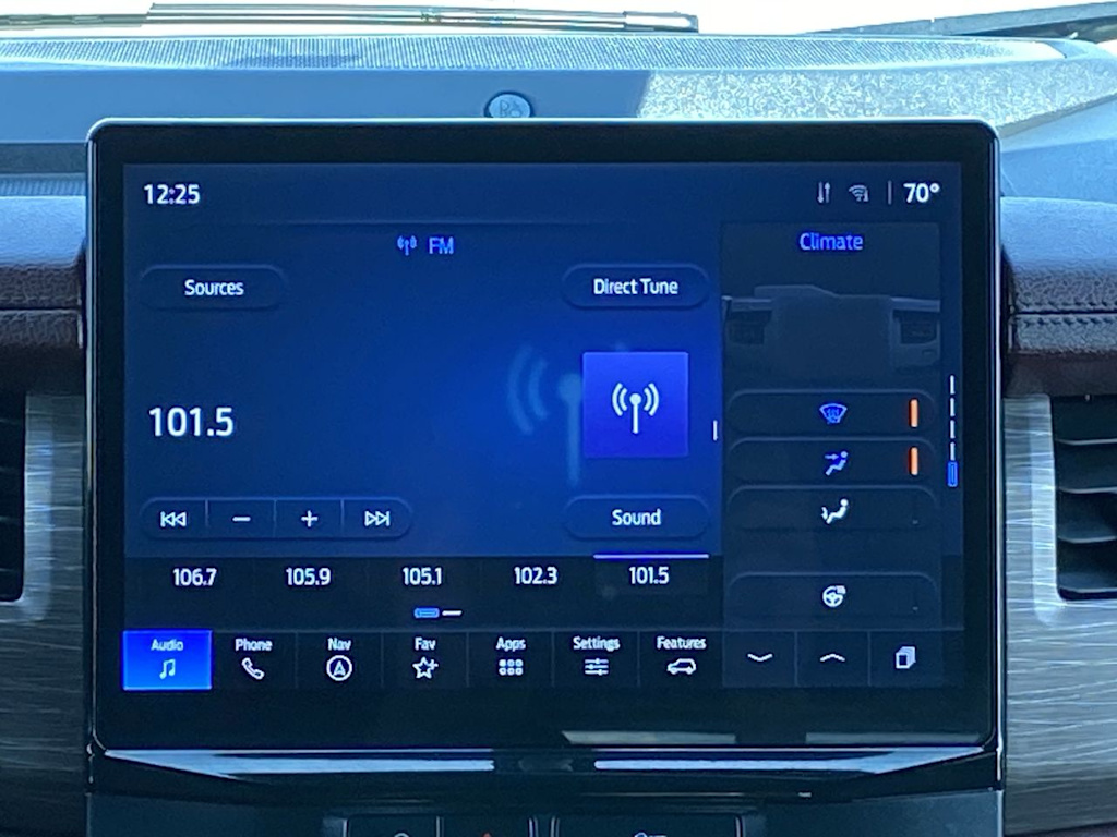 Thumbnail: 2023 Ford Expedition - 20