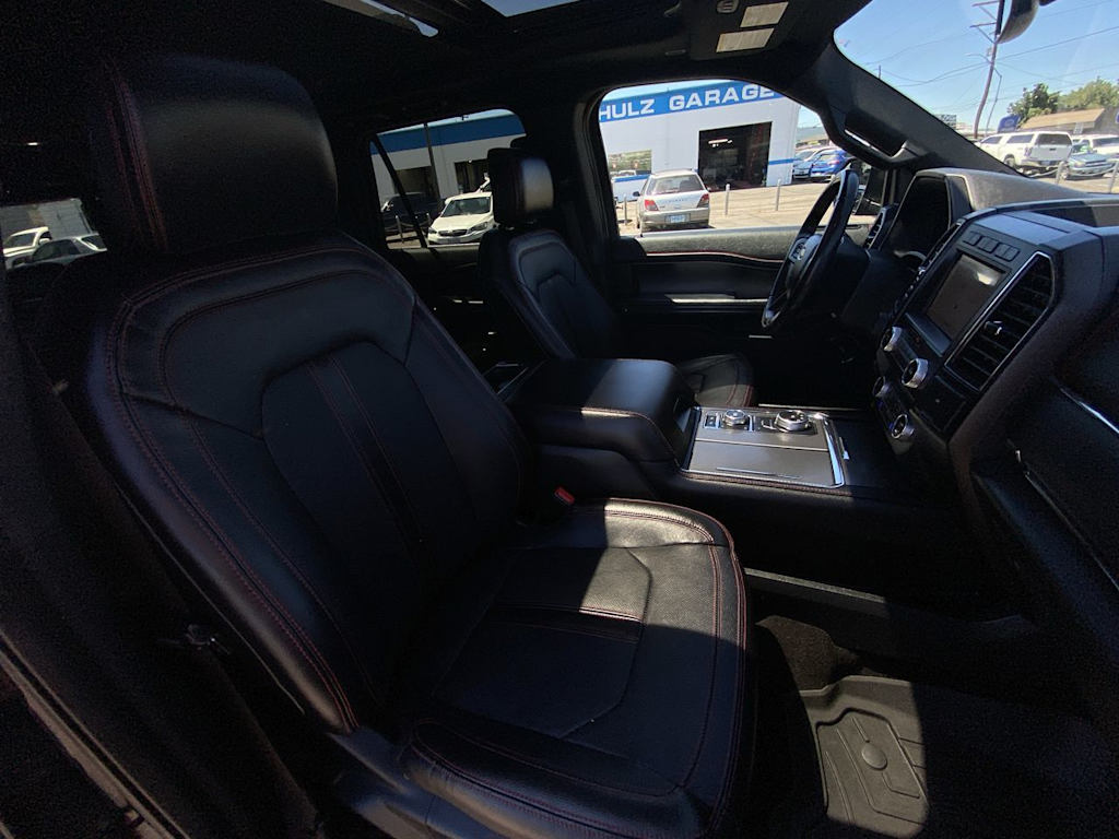 Thumbnail: 2019 Ford Expedition - 8