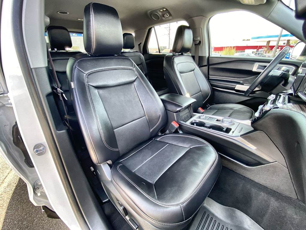 Thumbnail: 2023 Ford Explorer - 9