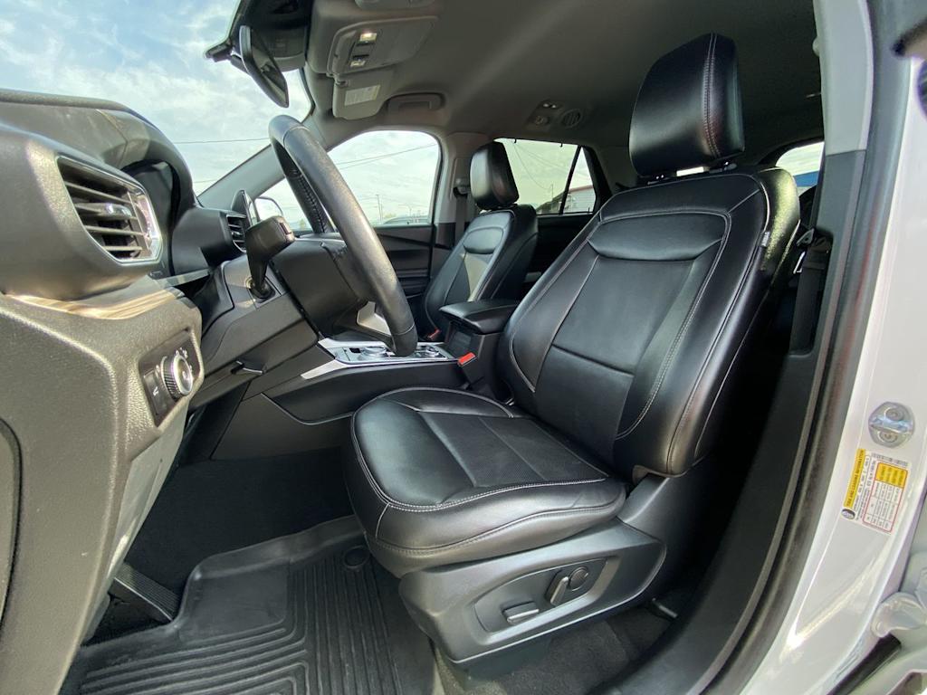 Thumbnail: 2023 Ford Explorer - 8